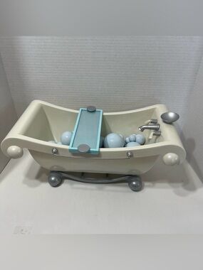 AMERICAN GIRL Brand ultimate bubble bathtub set for 18” dolls